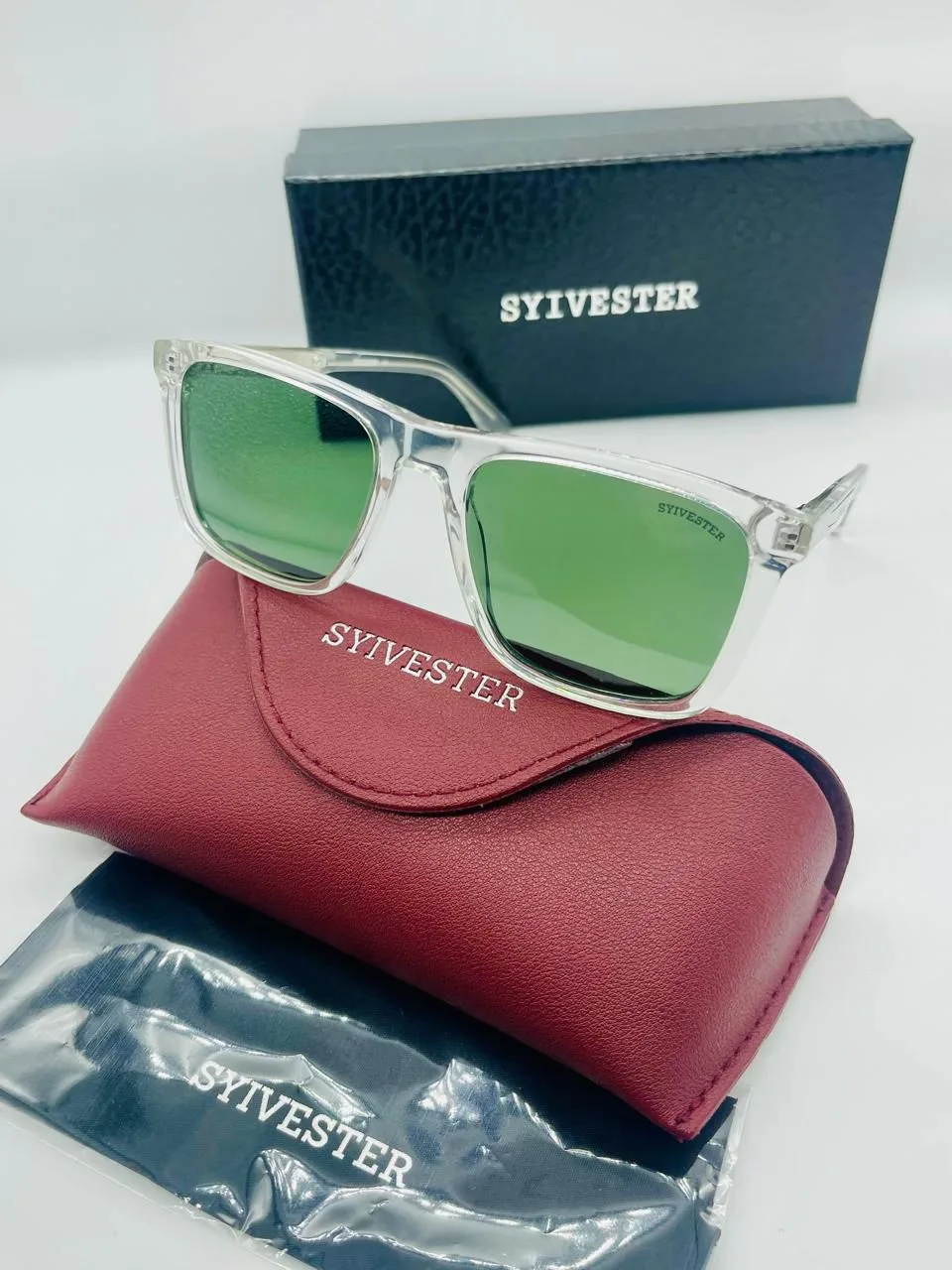 Lunettes de Soleil Cartier Panthère Sans Monture Or Rose Verres Marron